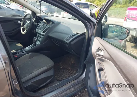 2014 Ford Focus Se z USA, uszkodzony, nr VIN 1FADP3F20EL142660